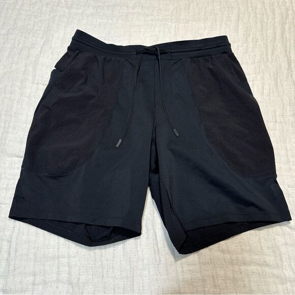 lululemon athletica Other - Lululemon Shorts Mens Medium Black Linerless Active Workout